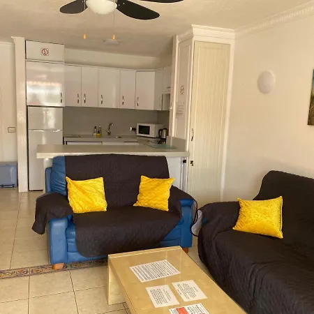 Self Catering Lovely Ground Floor 1 Bed 5a1, Cristianos, Tenerife *