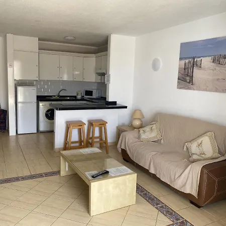 Self Catering Lovely Ground Floor 1 Bed 5a1, Cristianos, Tenerife