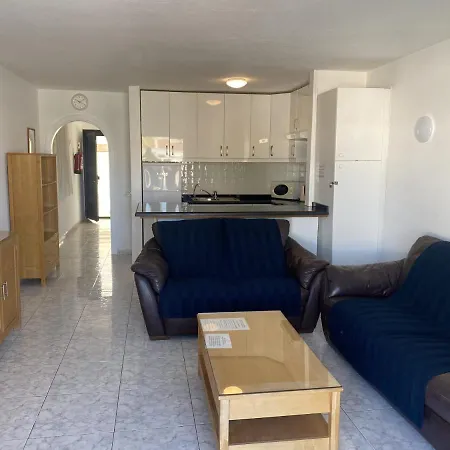 Self Catering Lovely Ground Floor 1 Bed 5a1, Cristianos, Tenerife * Los Cristianos (Tenerife)