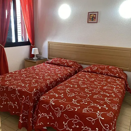 Self Catering Lovely Ground Floor 1 Bed 5a1, Cristianos, Tenerife *