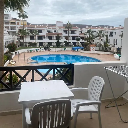 Self Catering Lovely Ground Floor 1 Bed 5a1, Cristianos, Tenerife *