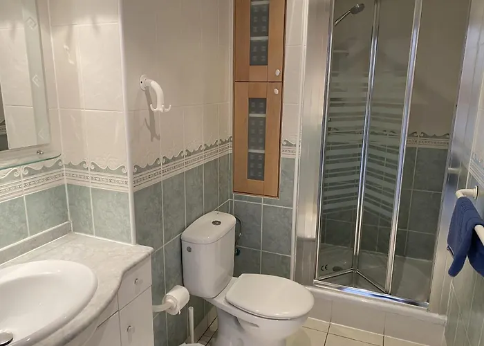 Daire Lovely 1 Bed 5a1, Victoria Court 1, Cristianos, Tenerife *