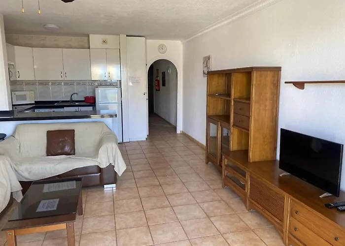 Daire Lovely 1 Bed 5a1, Victoria Court 1, Cristianos, Tenerife