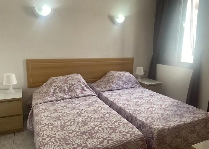 Lovely 1 Bed 5a1, Victoria Court 1, Cristianos, Tenerife