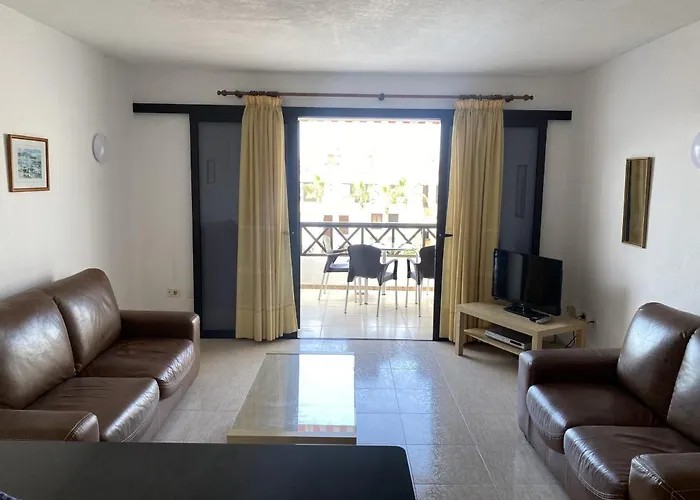 Lovely 1 Bed 5a1, Victoria Court 1, Cristianos, Tenerife Daire