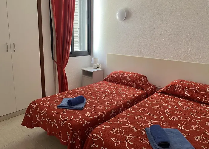 Lovely 1 Bed 5a1, Victoria Court 1, Cristianos, Tenerife Los Cristianos (Tenerife)