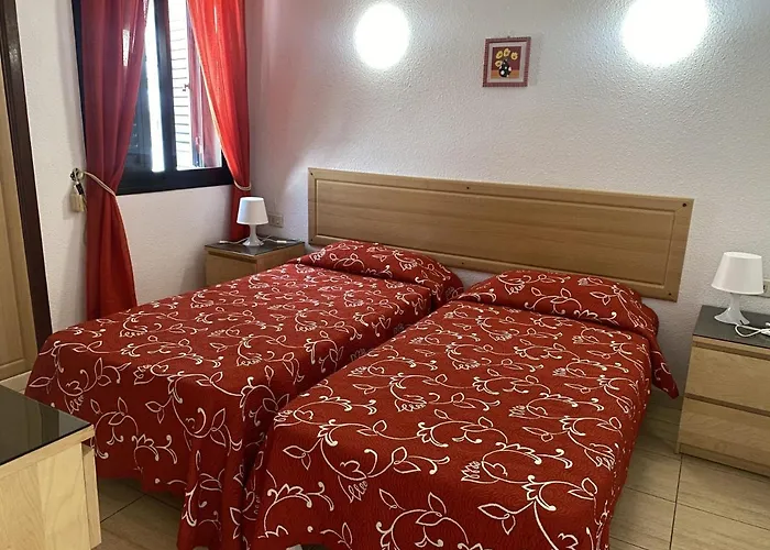 Lovely 1 Bed 5a1, Victoria Court 1, Cristianos, Tenerife *